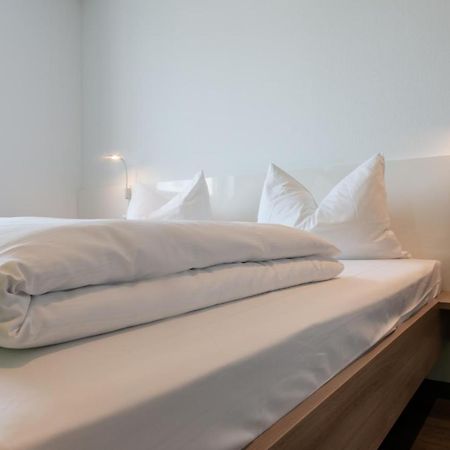 a2 HOTELS Denkendorf - Airport&Messe Eksteriør billede