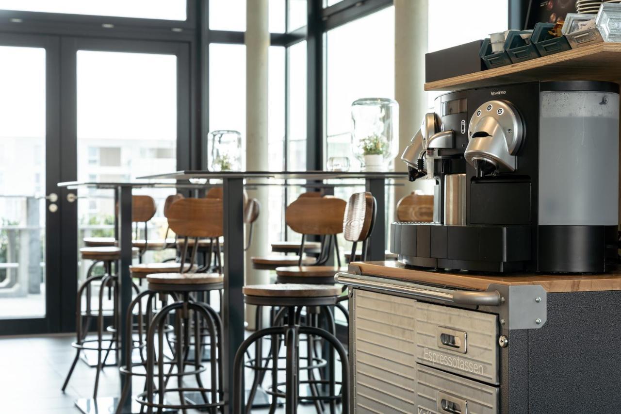 a2 HOTELS Denkendorf - Airport&Messe Eksteriør billede